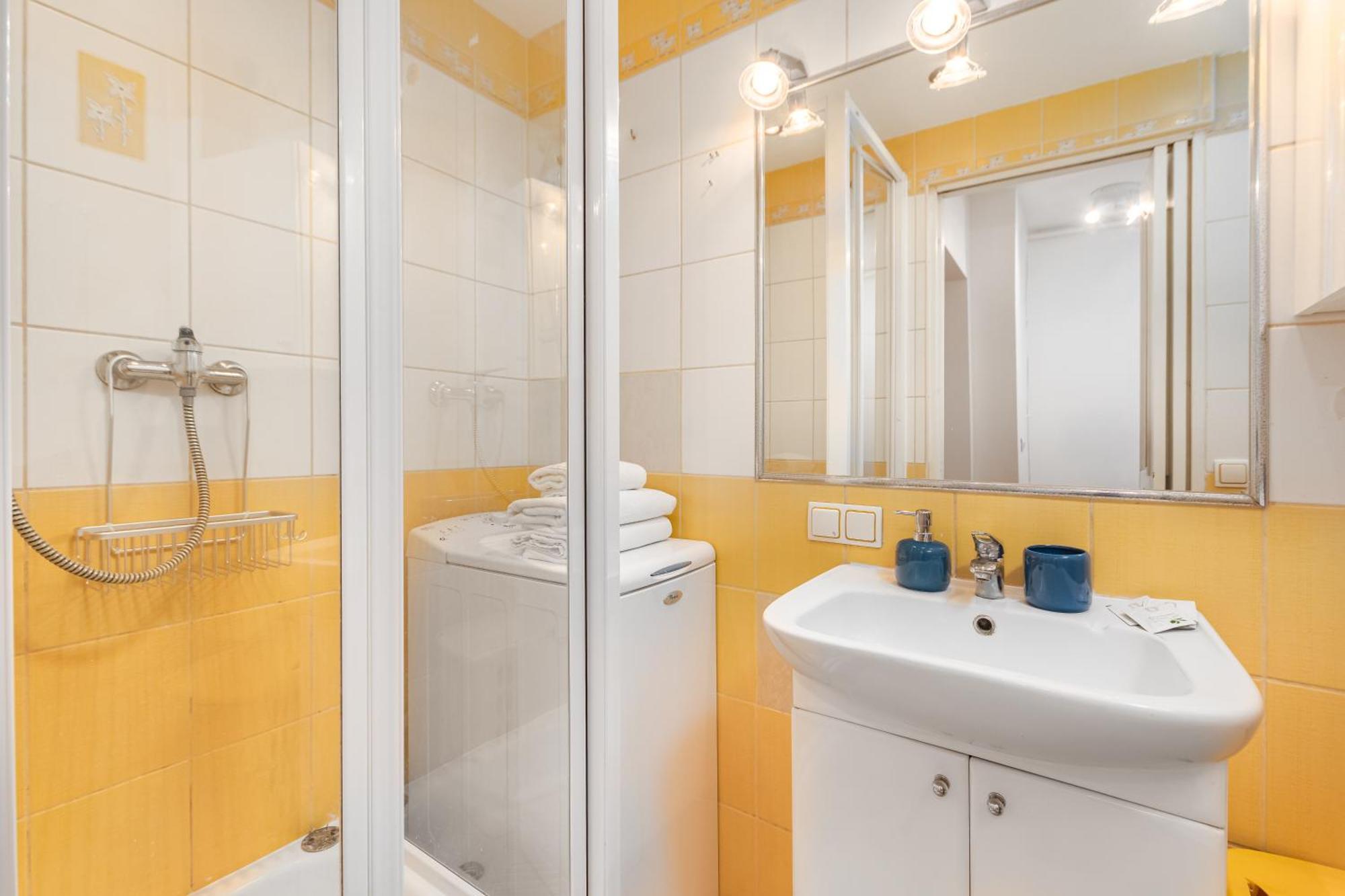 Raclawicka 42 By Homeprime Warsaw Ngoại thất bức ảnh